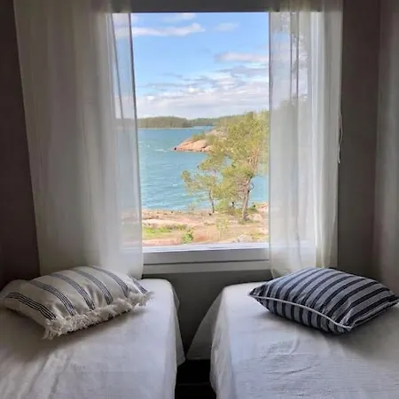 Klippan - Moekki Omalla Rannalla Nauvossa Chalet Nauvo
