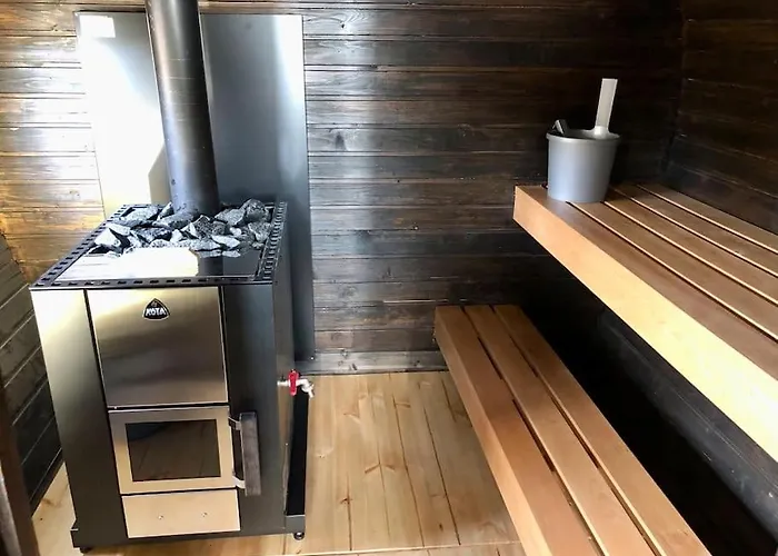 Klippan - Moekki Omalla Rannalla Nauvossa Alpstuga