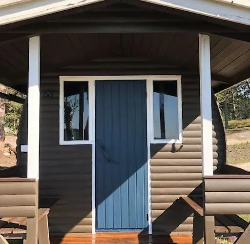 Alpstuga Klippan - Moekki Omalla Rannalla Nauvossa *